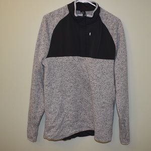Men’s Large half zip pull-over sweater